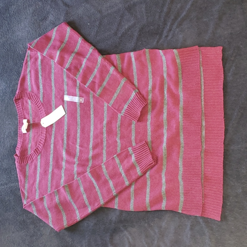 Brand New Women's Arizona Long Sleeved Sweater Size Small